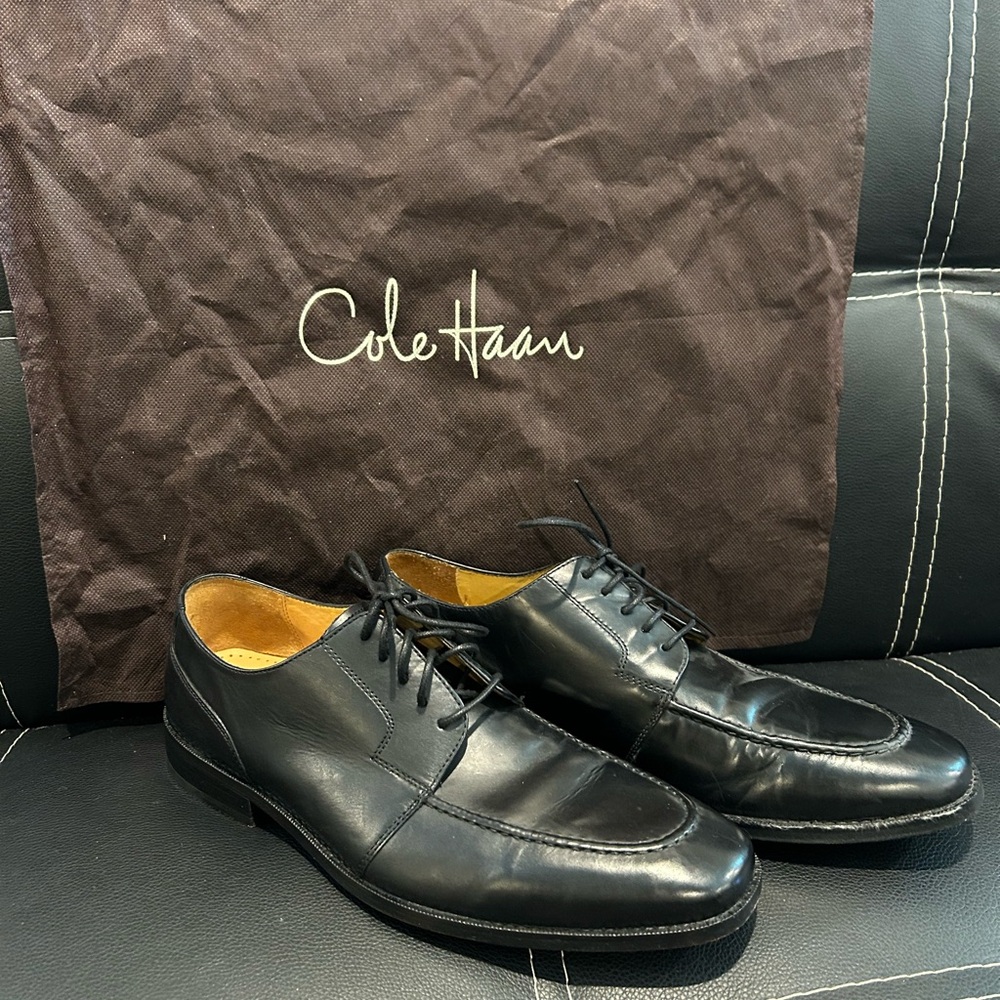 Cole Haan Men's Black Leather Oxfords